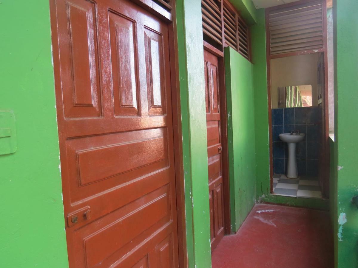 Tambopata Hostel Bambu Puerto Maldonado Exterior photo