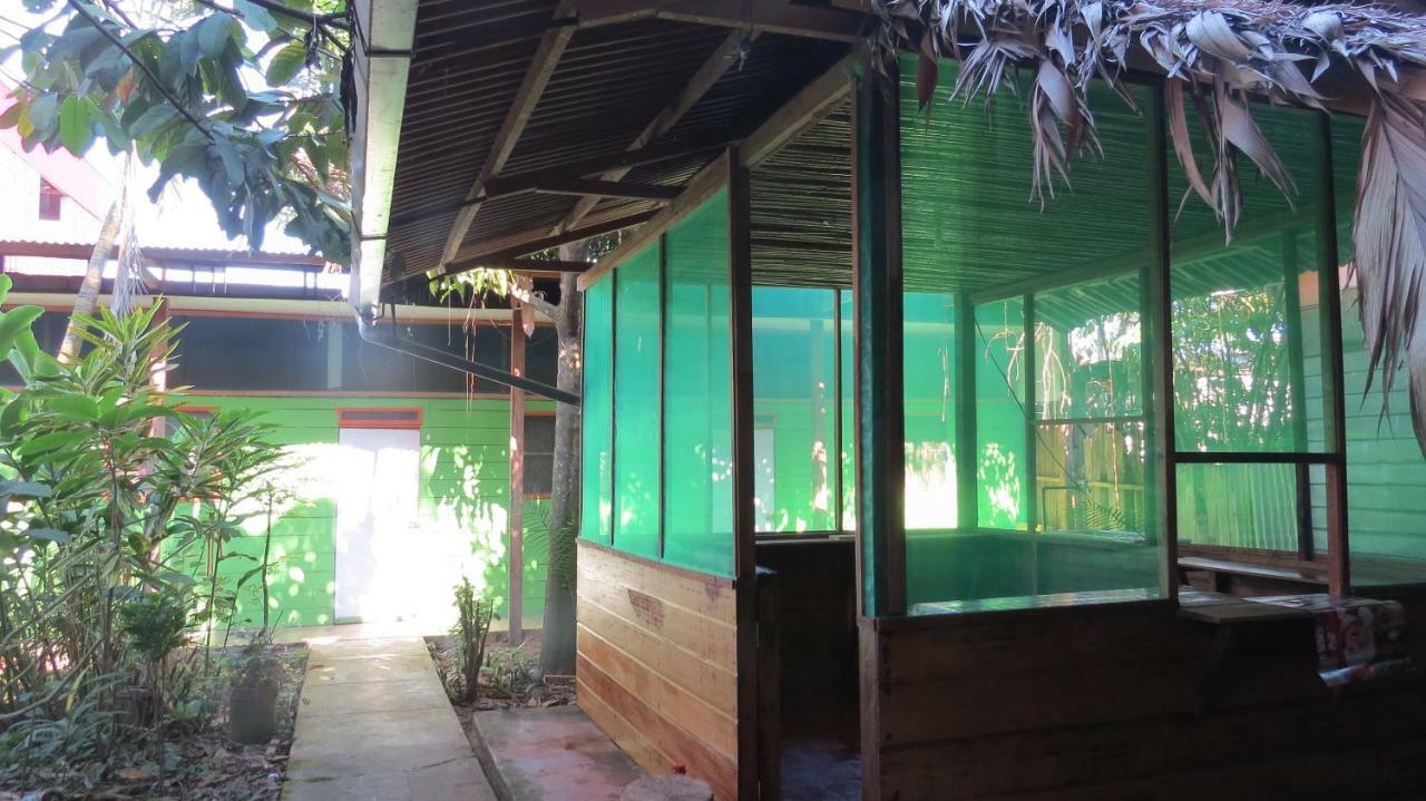 Tambopata Hostel Bambu Puerto Maldonado Exterior photo